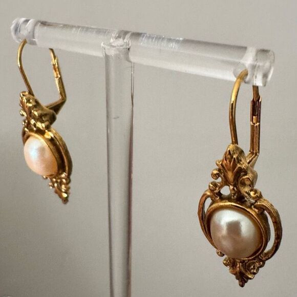 Gold Tone Victorian Style Earrings With Pearls - Picture 4 of 12